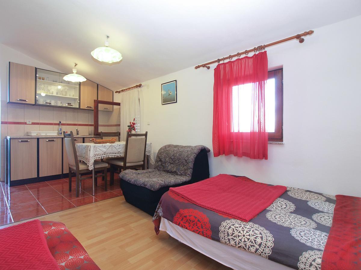 Apartments Milan 1665 Peroj Dış mekan fotoğraf