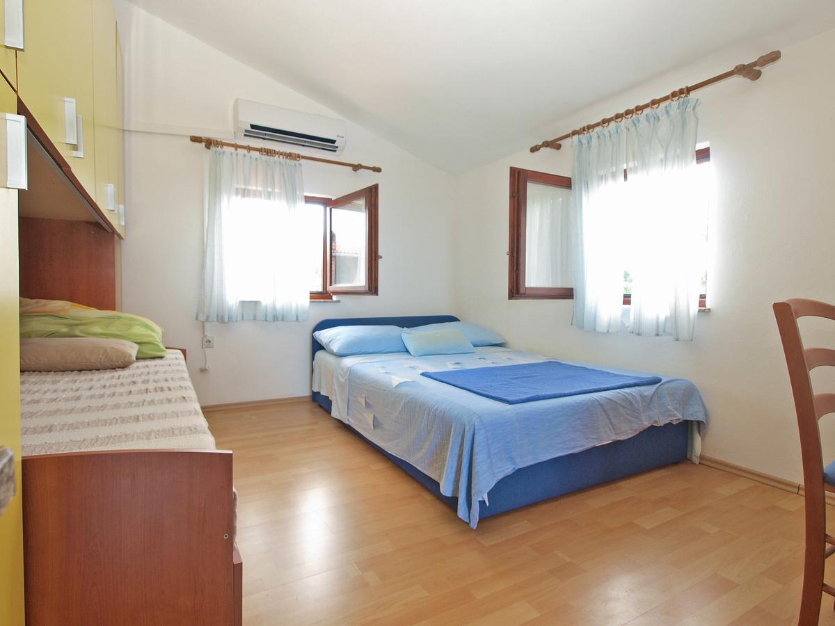 Apartments Milan 1665 Peroj Dış mekan fotoğraf