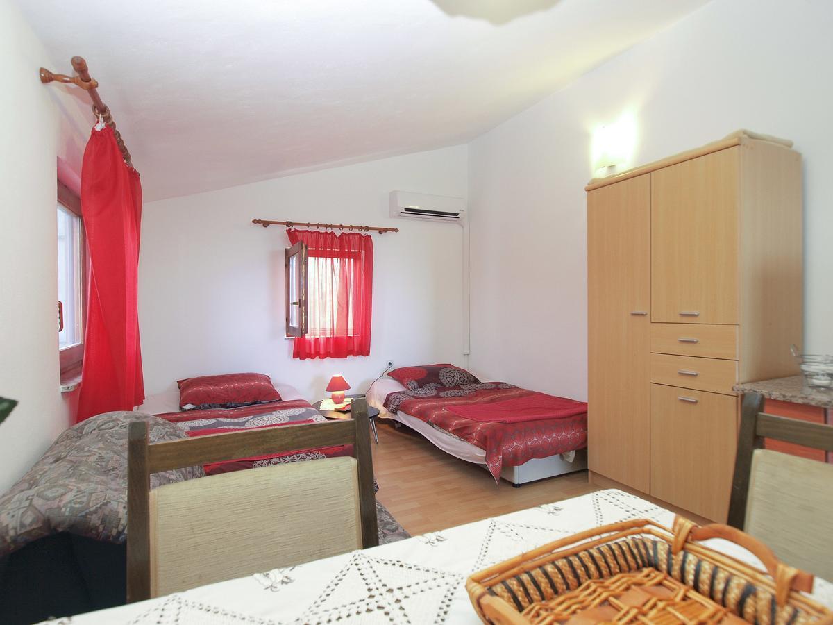 Apartments Milan 1665 Peroj Dış mekan fotoğraf