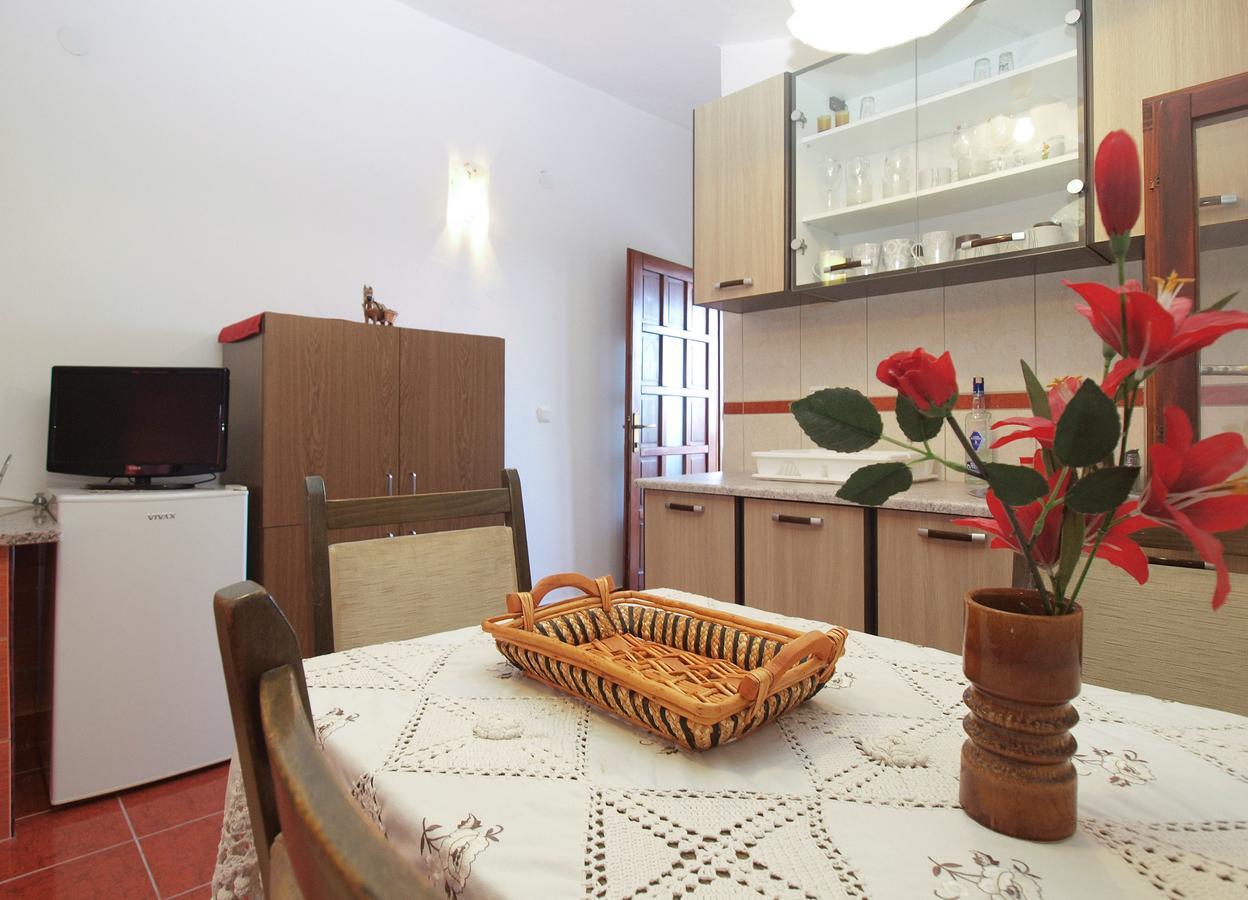 Apartments Milan 1665 Peroj Dış mekan fotoğraf