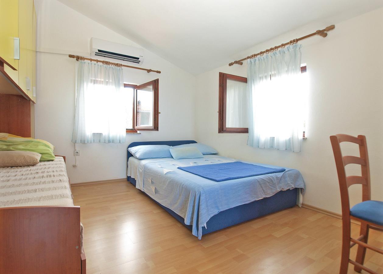 Apartments Milan 1665 Peroj Dış mekan fotoğraf